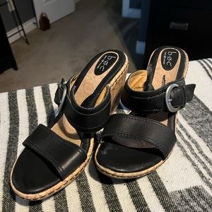 Boc women's size 10 black wedges in very good used condition.